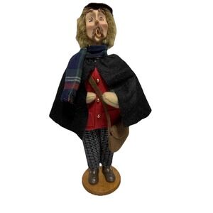 LARGE 12" CHRISTMAS CAROLER Man VTG FIGURINE PLAID DRESS EUC